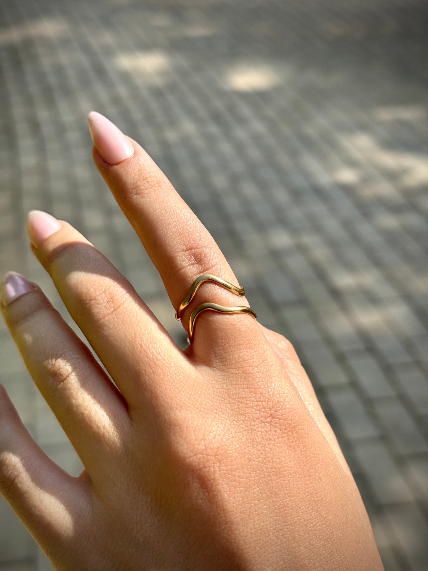 Double Wave Adjustable Ring
