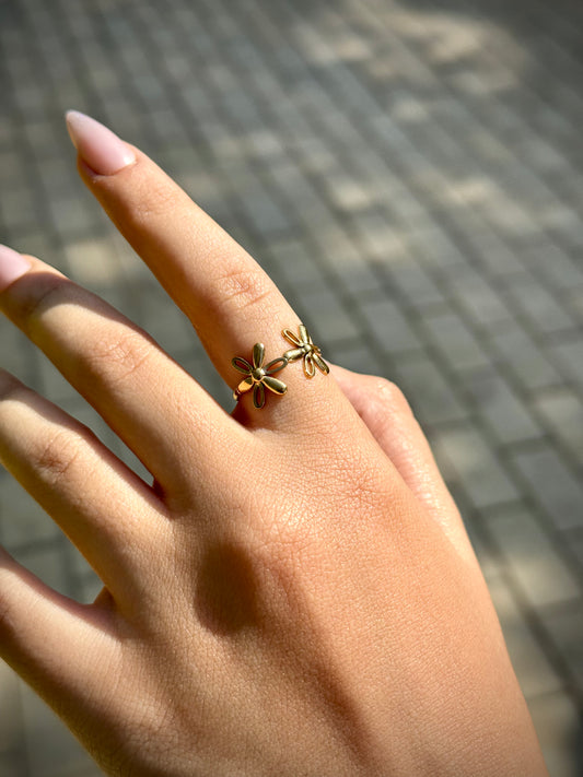 Double Flower Adjustable Ring