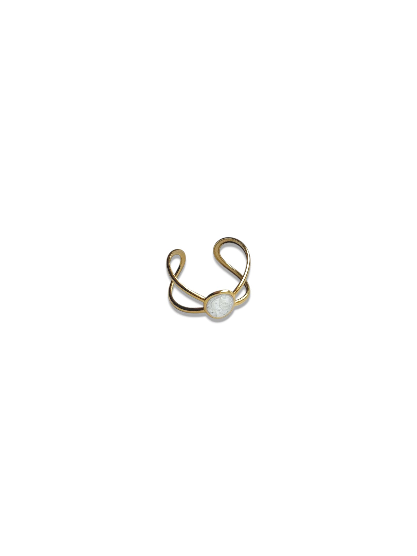 Gold Ring with Mother of Pearl Center