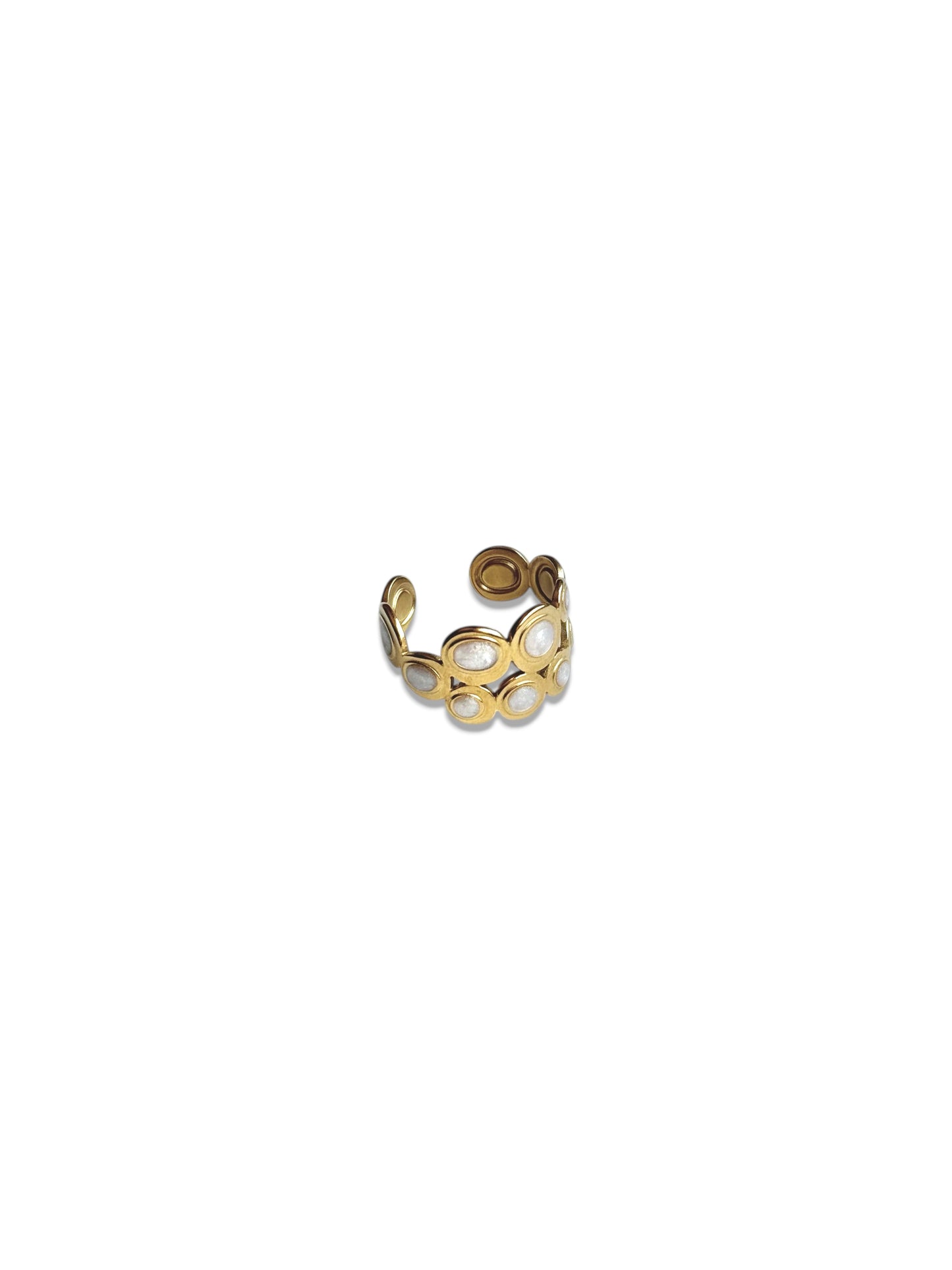 Gold Circle Pattern Ring