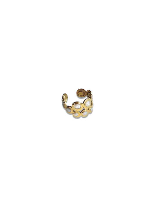 Gold Circle Pattern Ring